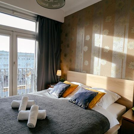 Plac Konstytucji 6 Orange - Apartament Dla 4 Osob - Bezplatny Parking - Free Parking - Piekny Widok Na Panorame Warszawy Warsaw Luaran gambar