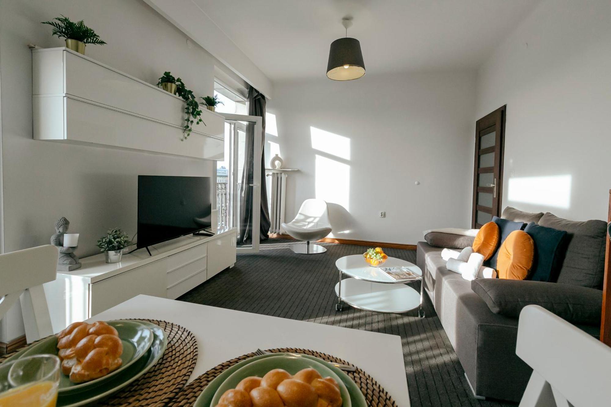 Plac Konstytucji 6 Orange - Apartament Dla 4 Osob - Bezplatny Parking - Free Parking - Piekny Widok Na Panorame Warszawy Warsaw Luaran gambar